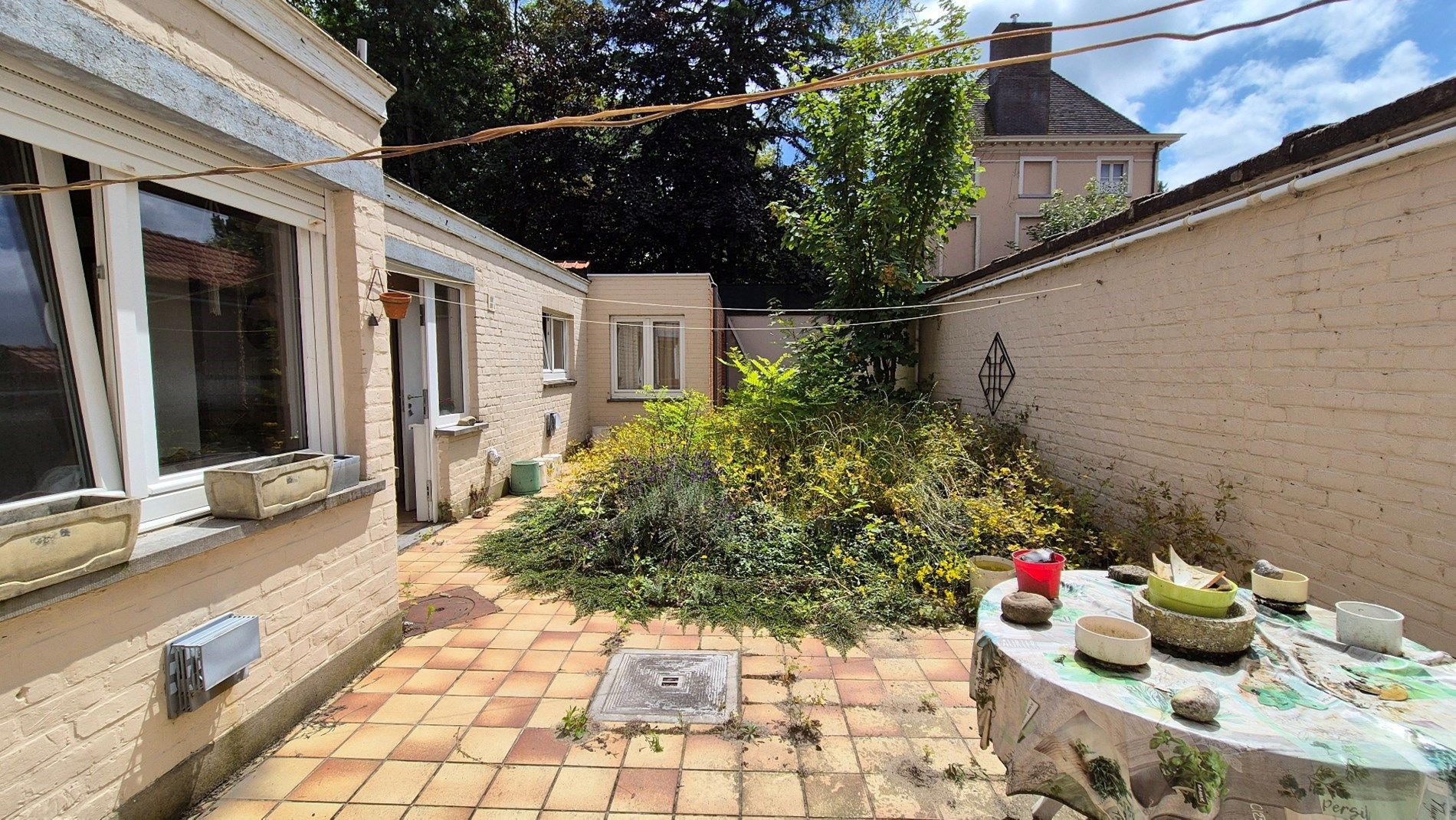 Sint Andries: te vernieuwen grote woonst met garage foto 5