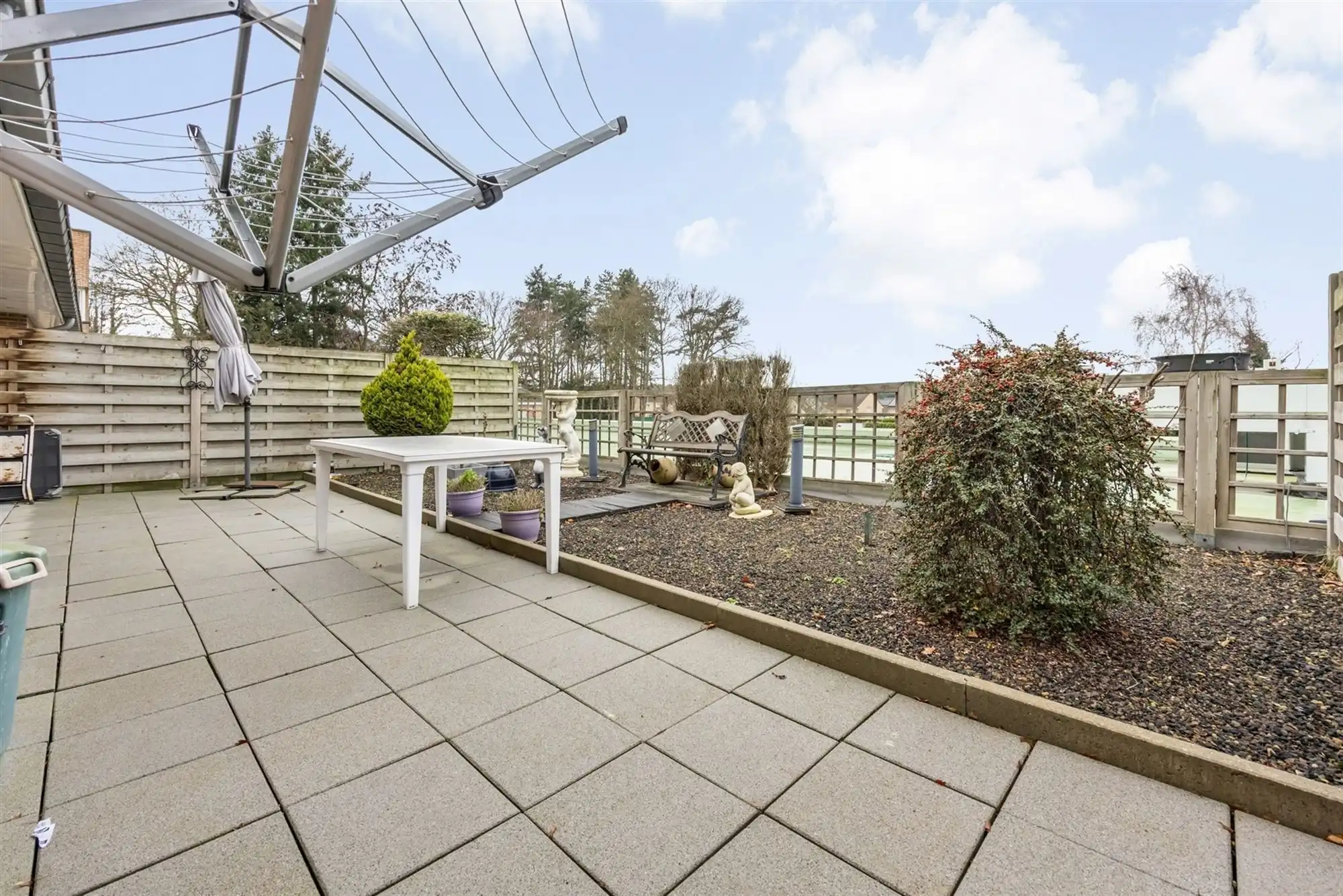 ENERGIEZUINIG APPARTEMENT MET 2 SLAAPKAMERS EN ZEER RUIM TERRAS (50M²) IN HET CENTRUM VAN OOSTHAM foto 19