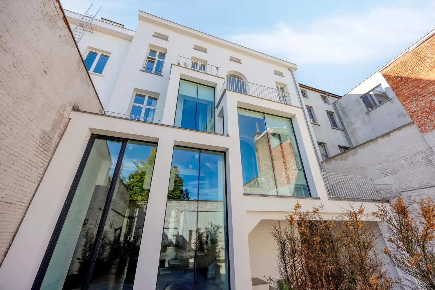 Exceptioneel en luxueus gerenoveerd 19e eeuws appartement midden in de binnenstad. foto 25