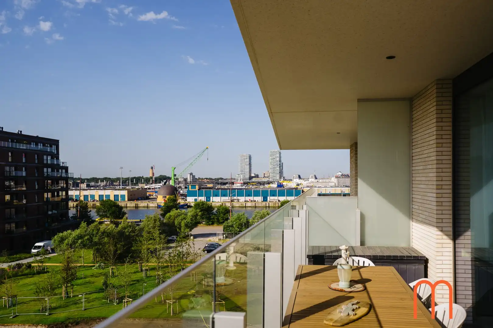 Appartement te huur in Central Park Tower, Oosteroever – 1 slaapkamer, garage en ruim terras foto 6