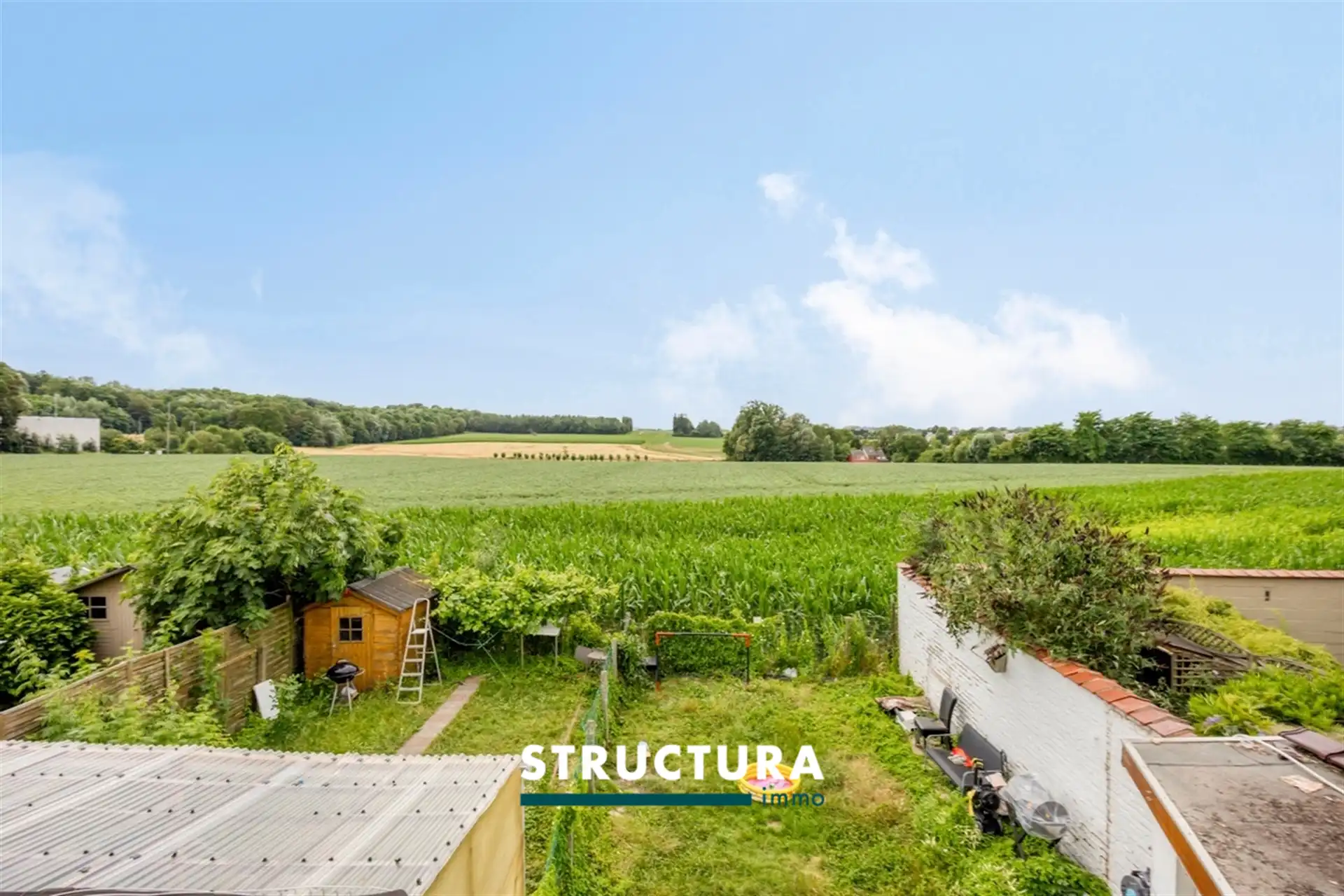 Woning met potentieel en uitzicht op de velden foto 2