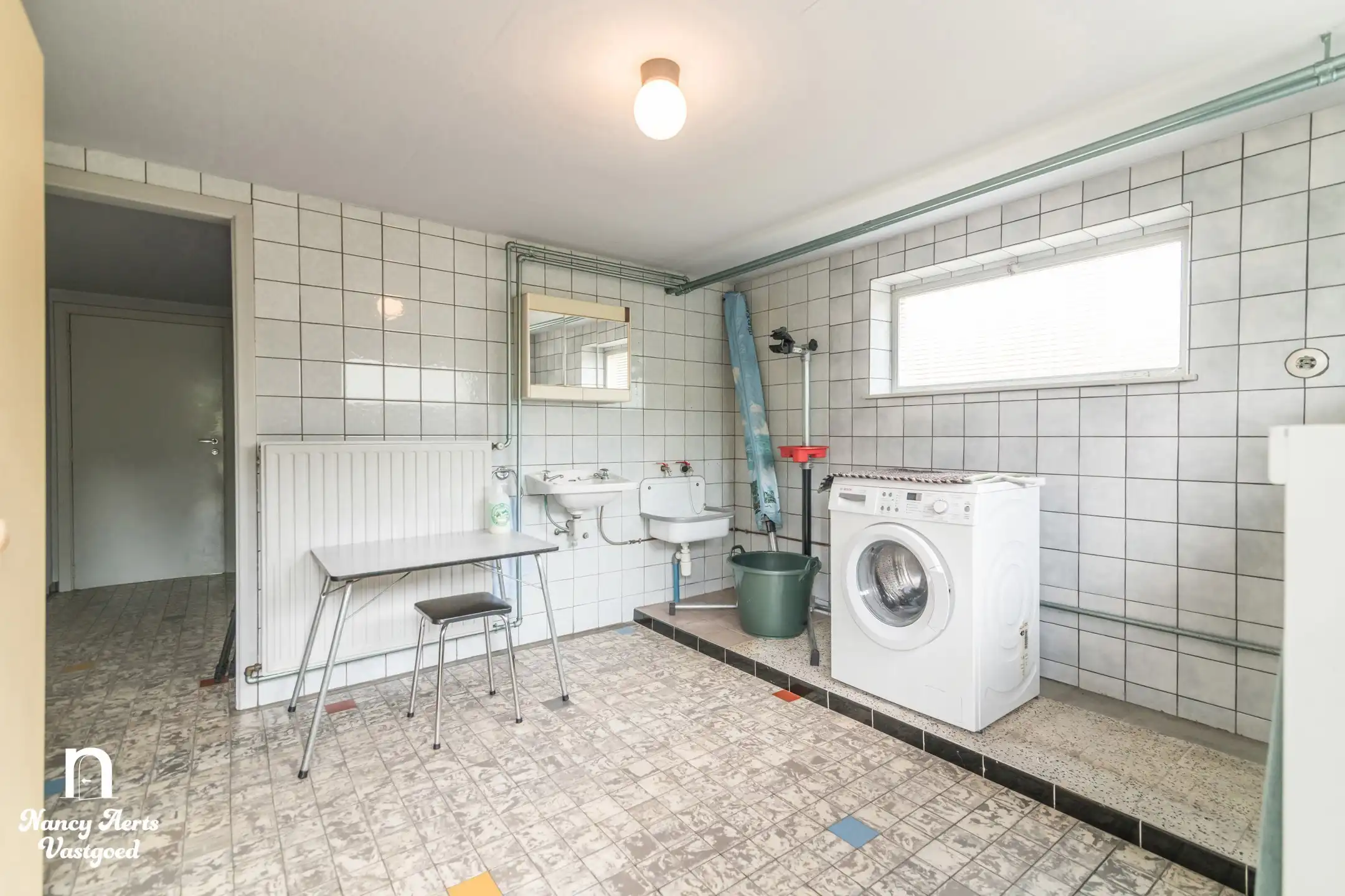 Uitstekend onderhouden split‑level woning in groene omgeving foto 25