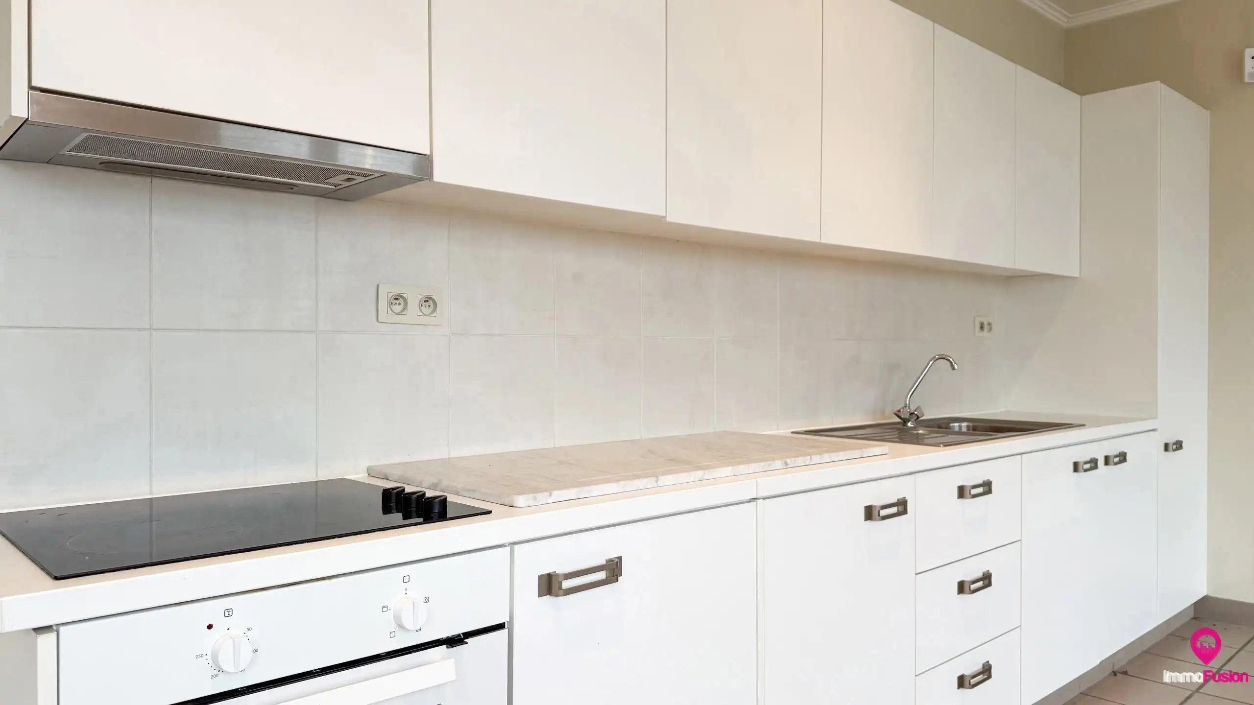 Charmante gezinswoning met potentieel foto 13