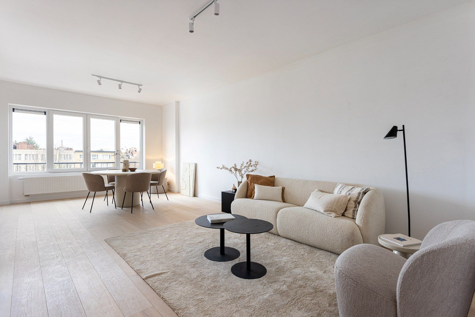 Luxe appartement te koop in Wilrijk met terras en moderne afwerking! foto 4