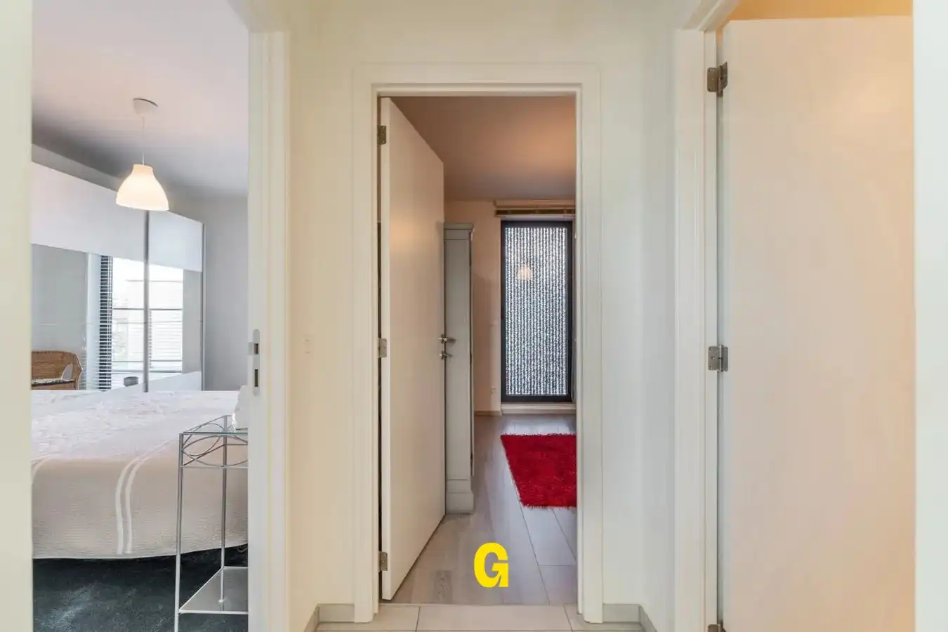 Knap hedendaags dakkappartement met ruime terrassen vlak bij het centrum foto 18