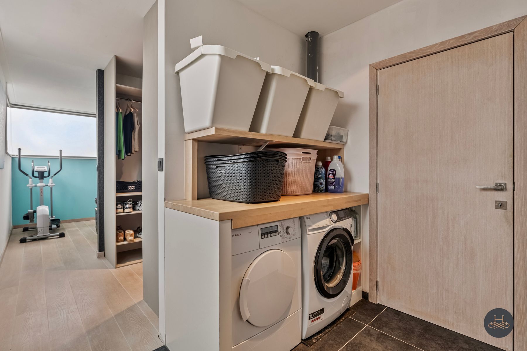 Luxueuze ruime BEN-woning met handelspand en appartement foto 33