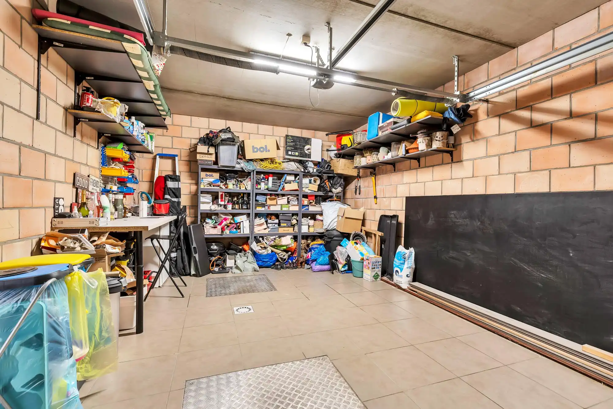 Instapklare, goed onderhouden woning te Iddergem met 3slpk foto 21