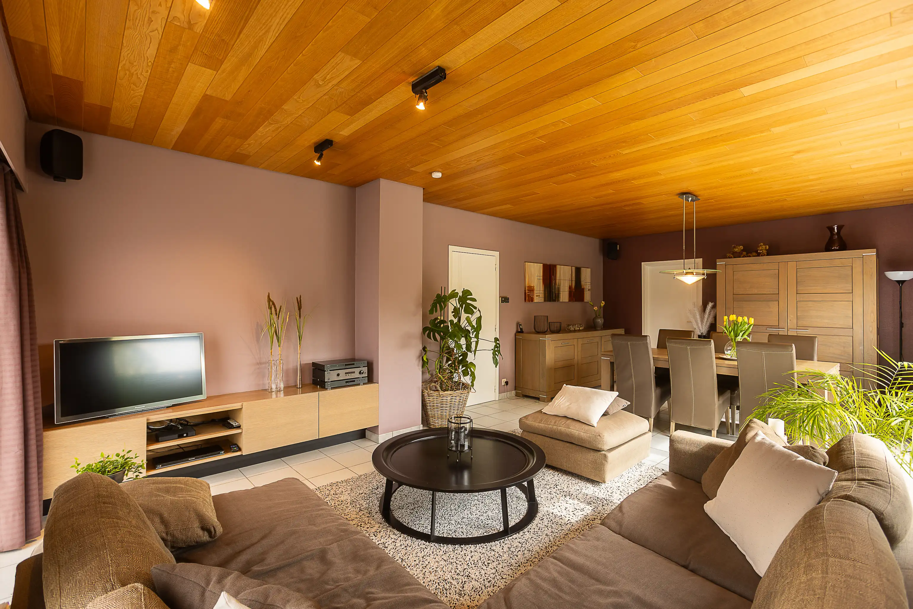 Ruime, instapklare gezinswoning (4 slpk + bureau) in Aalter foto 9