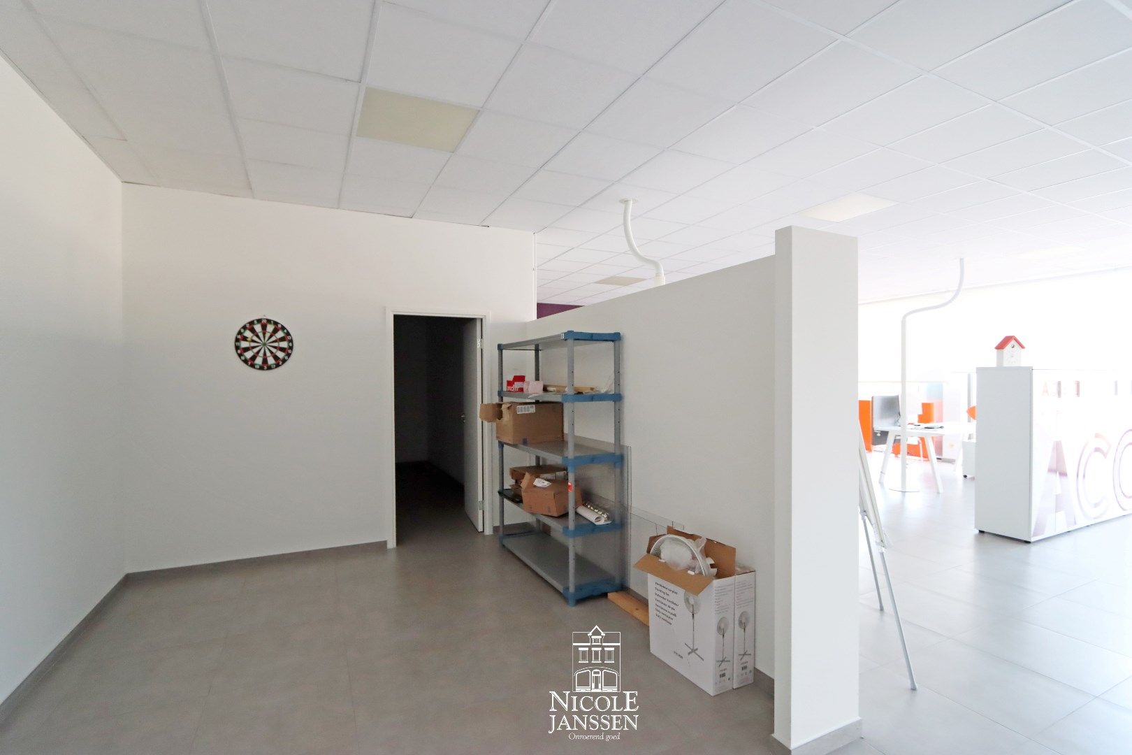 Gelijkvloers handelspand/kantoorruimte  foto 12