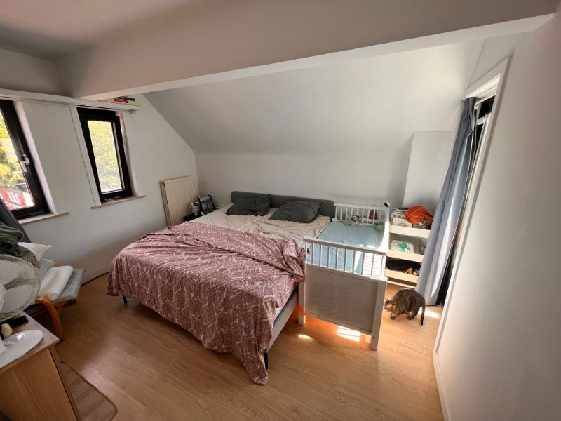 --- NIEUW --- Volledig vernieuwd (89m²) appartement met 2 grote slaapkamers foto 8