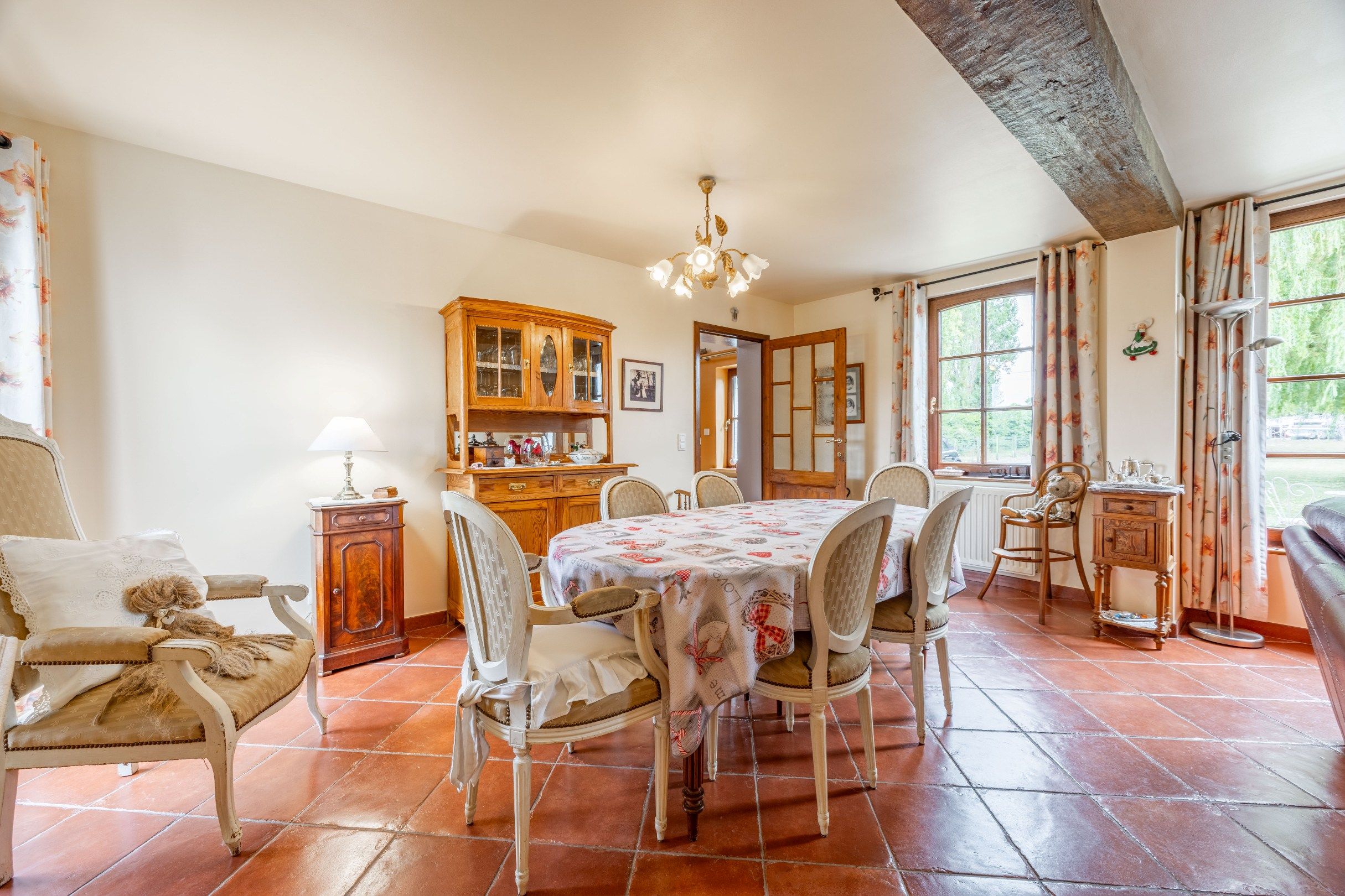 LANDELIJK GELEGEN WONING OP 1.743 M² foto 6