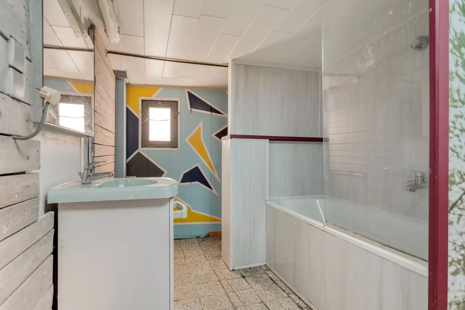 Op te frissen karaktervolle woning met 2 slaapkamers te Ledegem foto 9