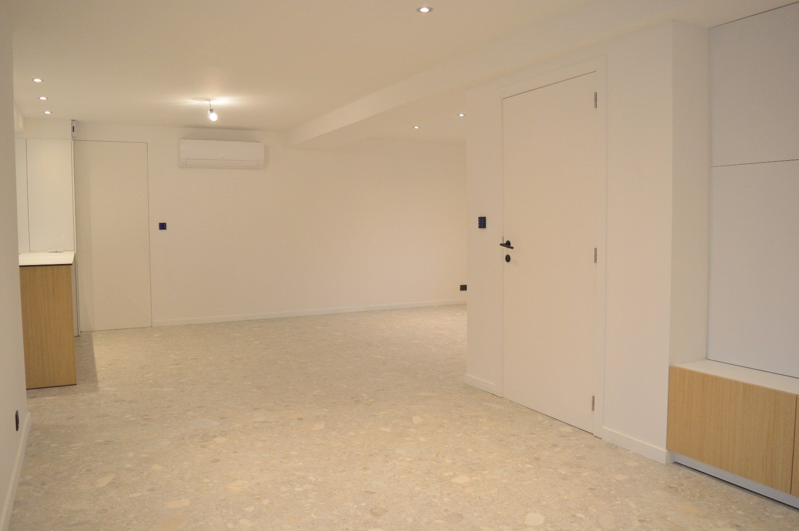 Gerenoveerde woning met tuin, garage en 3 slaapkamers in Bellegem foto 5