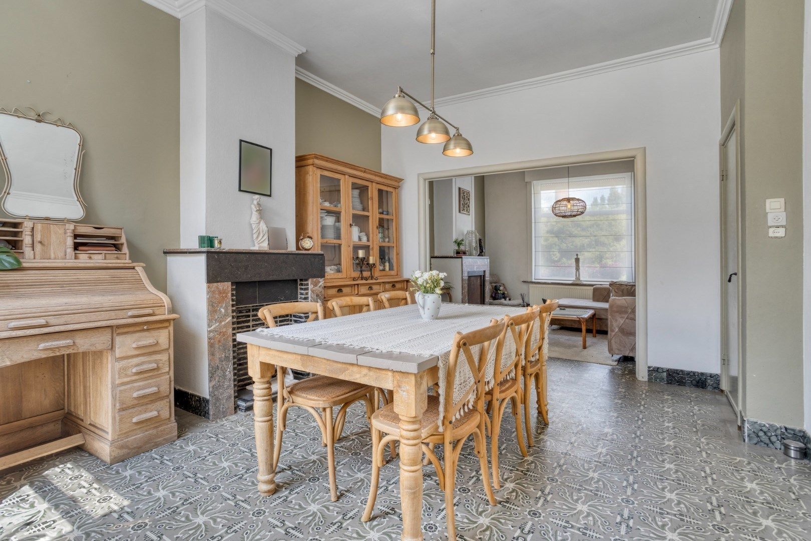 Prachtige rijwoning met 3 slaapkamers! foto 2