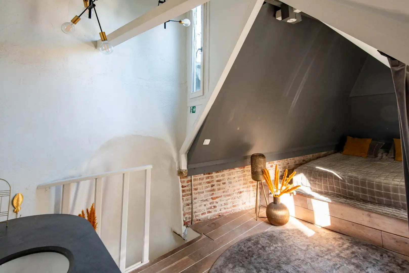 Uniek en gemeubeld huisje in het hart van de stad foto 12