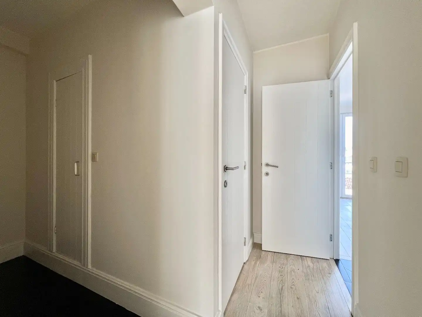 Lichtrijk 1slpk app in centrum Antwerpen foto 6