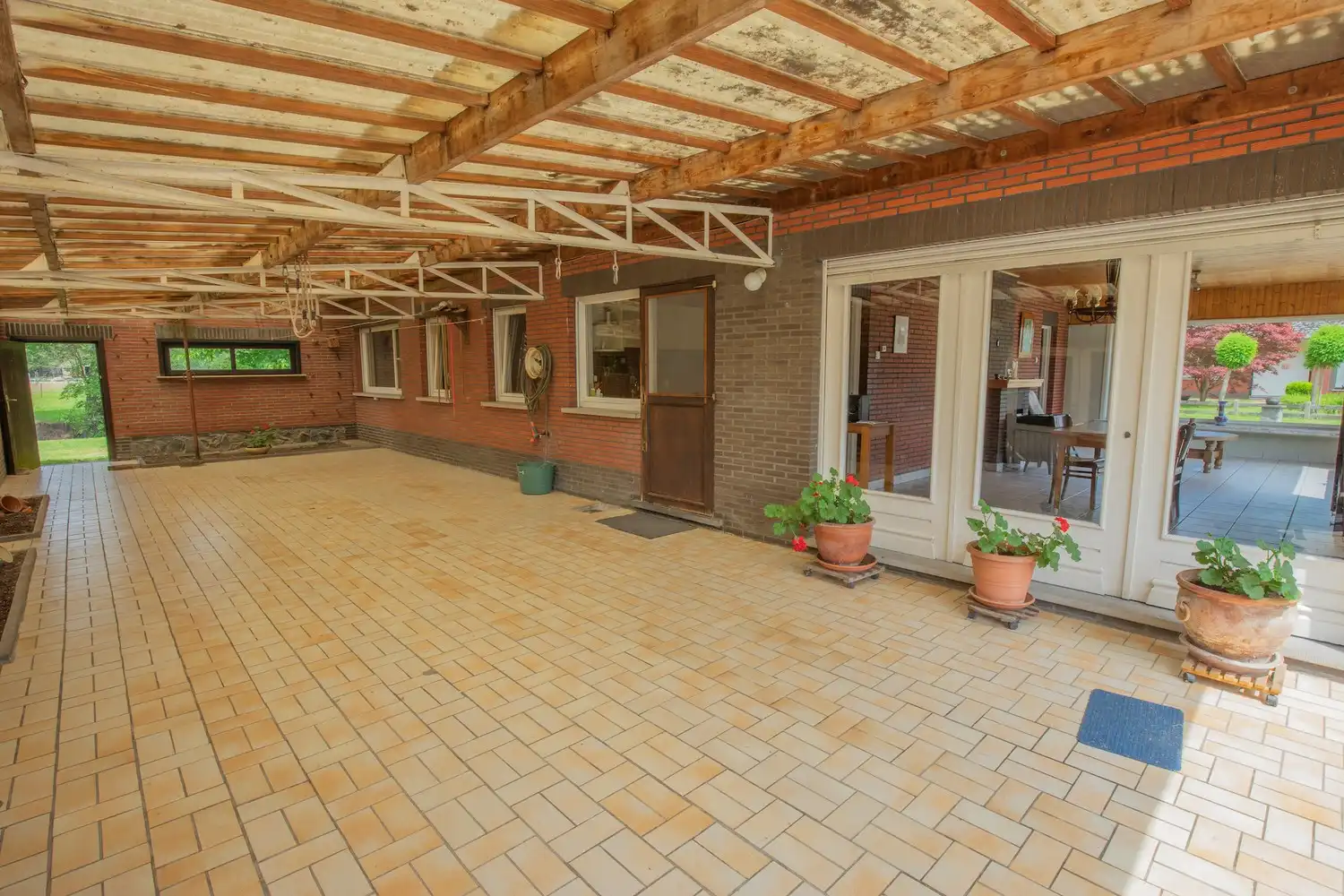 Volledig gelijkvloerse alleenstaande woning op een ruim perceel van 16a 83ca foto 18