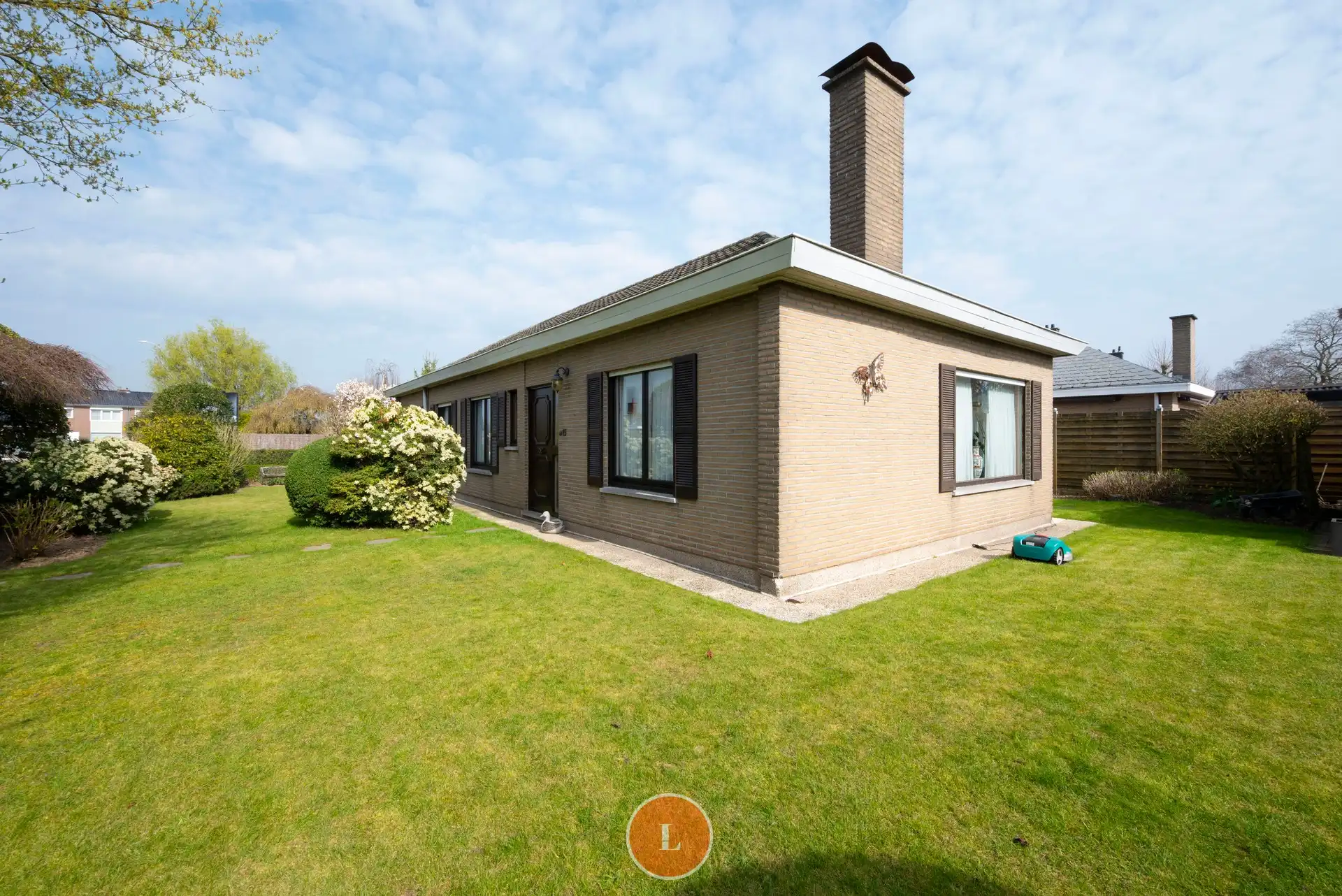 Gelijkvloerse woning met 3 slaapkamers en garage. foto 13