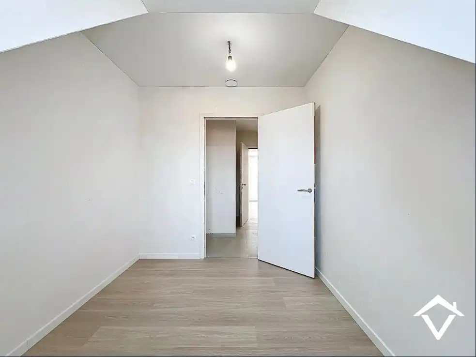 Nieuwbouwappartement met 2 slaapkamers en 1 terras in centrum Koekelare  foto 10