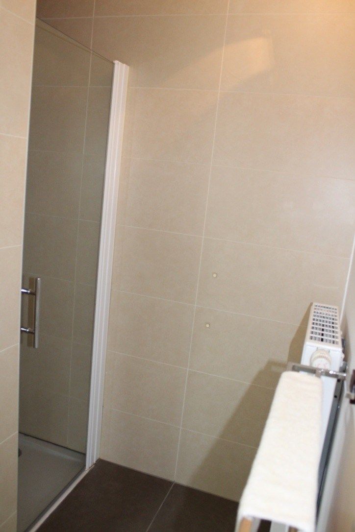 Appartement met 1 slpk en zeer groot terras, privé-carport en fietsenberging foto 12