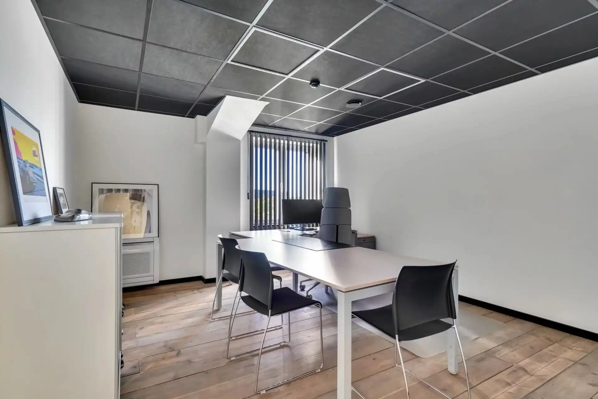 Industrieel gebouw op strategische locatie foto 19