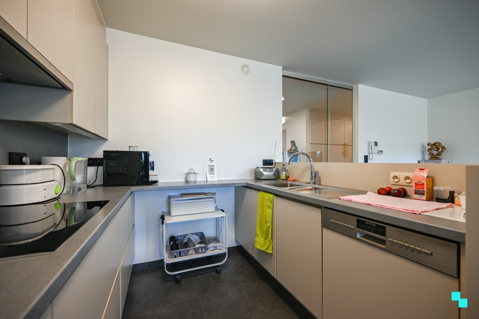 Tweeslaapkamerappartement met zicht op het kanaal Roeselare - Leie foto 11