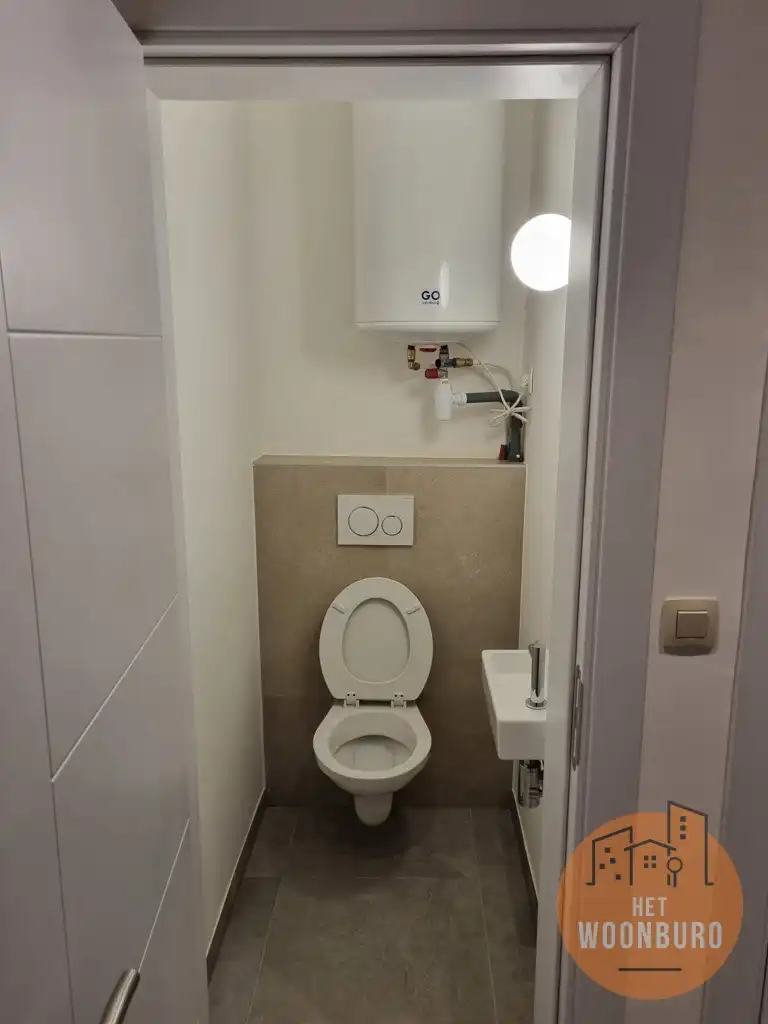 Appartement 1ste verdiep met 2 slpks en balkon foto 10