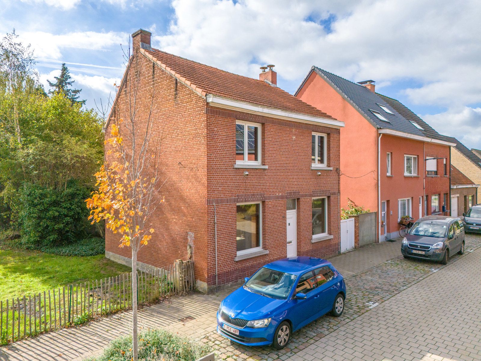 Te renoveren woning in een doodlopende straat! foto 2