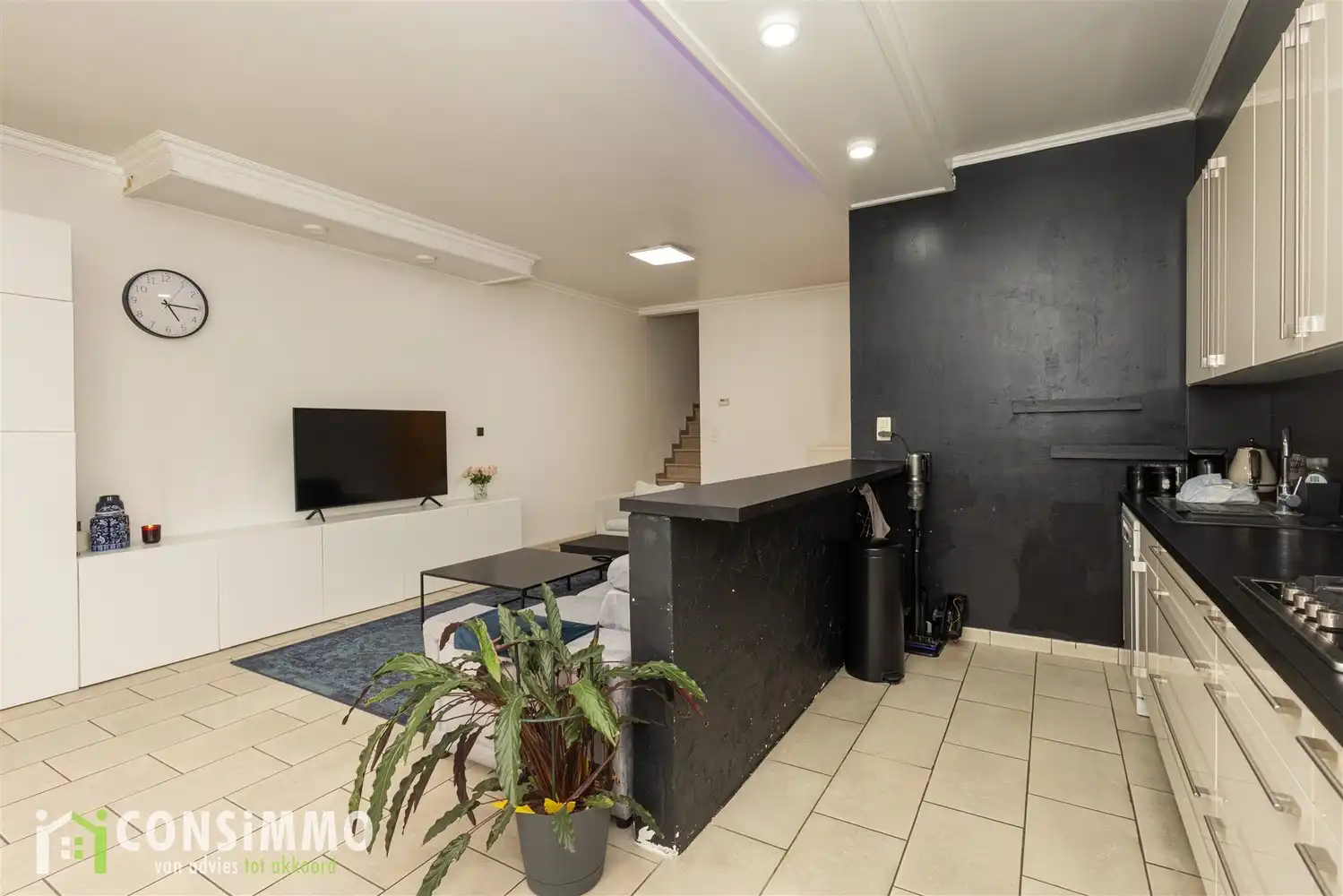 Woonst met handelspand op centrale ligging in Genk-Bret foto 9