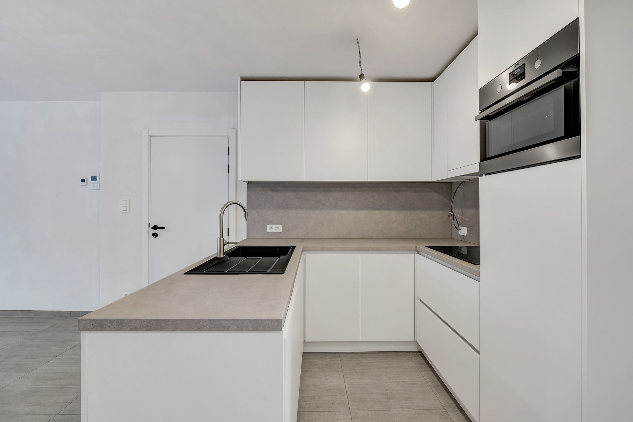 Opbrengsteigendom met 3 appartementen en handelsgelijkvloers foto 7