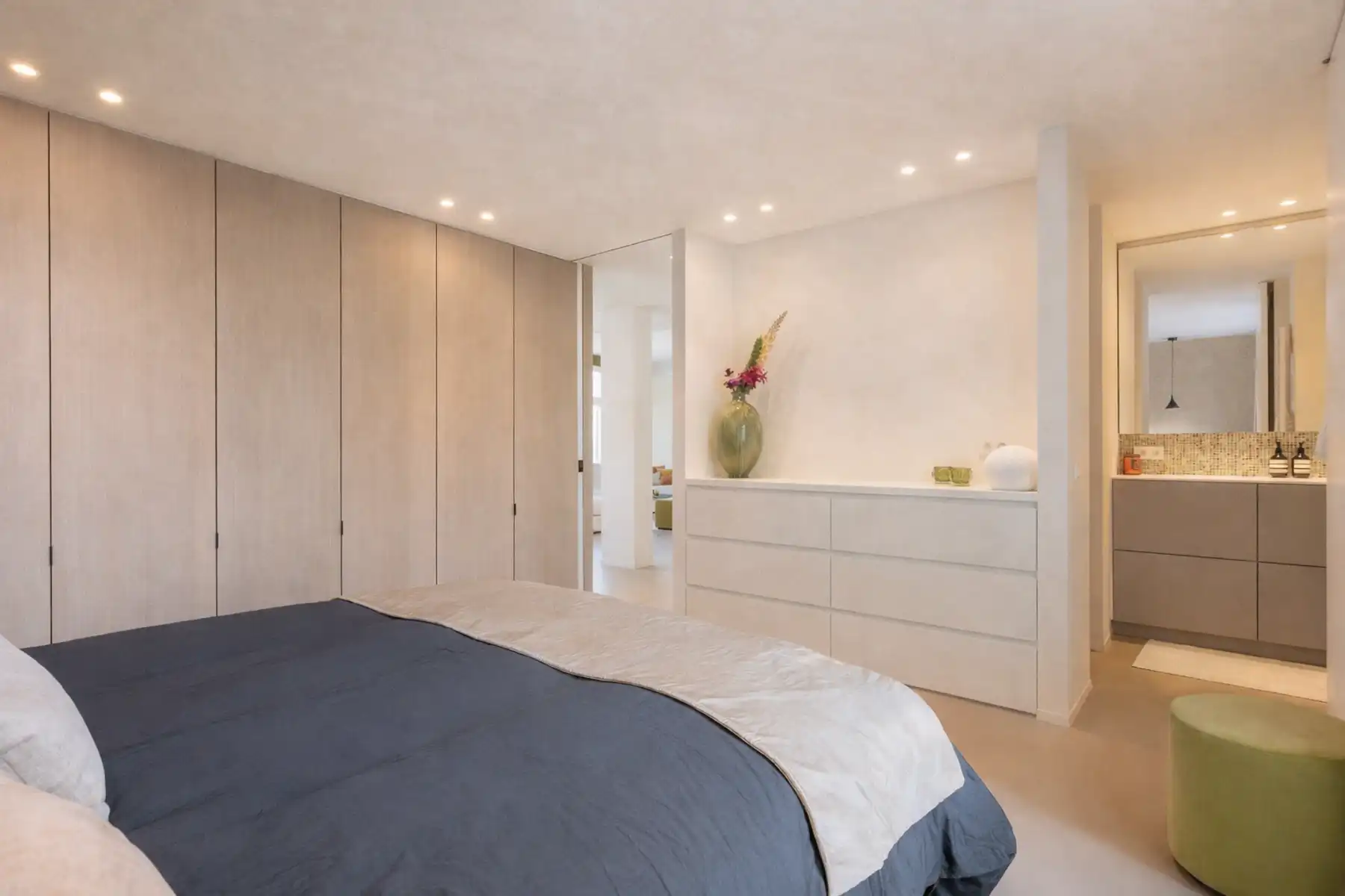 Luxueus gerenoveerd appartement in befaamde Meirbuilding foto 10