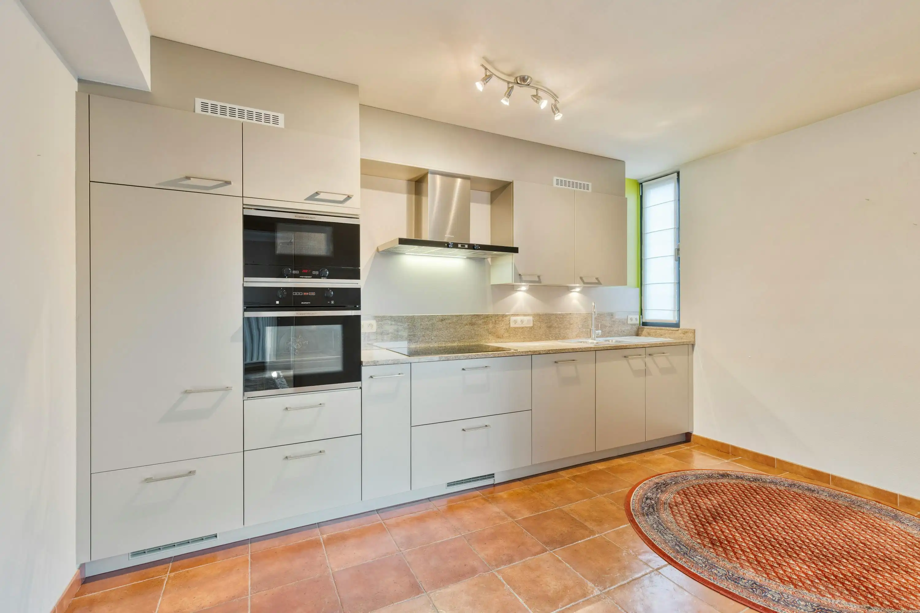 Appartement met 2 slaapkamers, 2 terrassen te Sint-Kruis foto 3