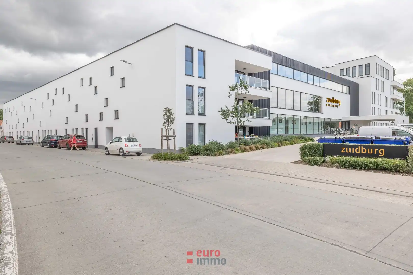 Instapklare assistentiewoning met luxueuze afwerking in Veurne! foto 7