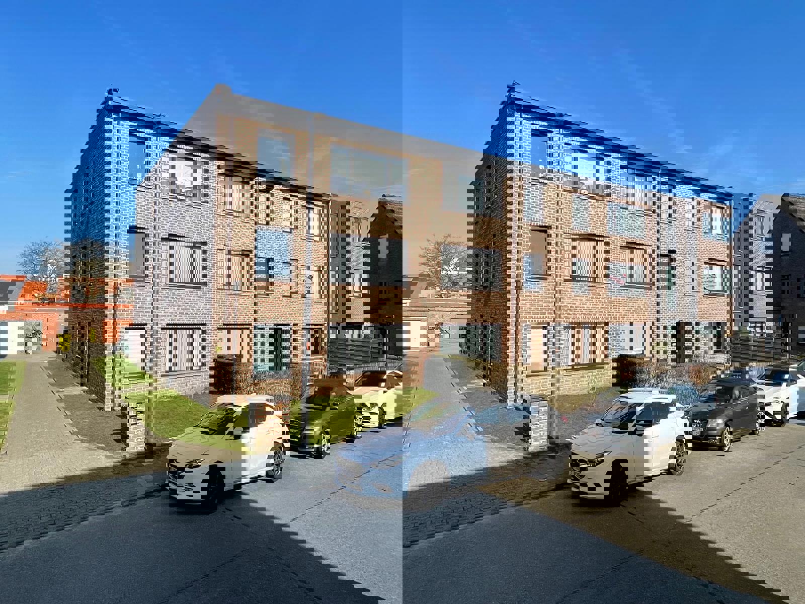 Centraal en rustig gelegen 2slpk appartement foto 3