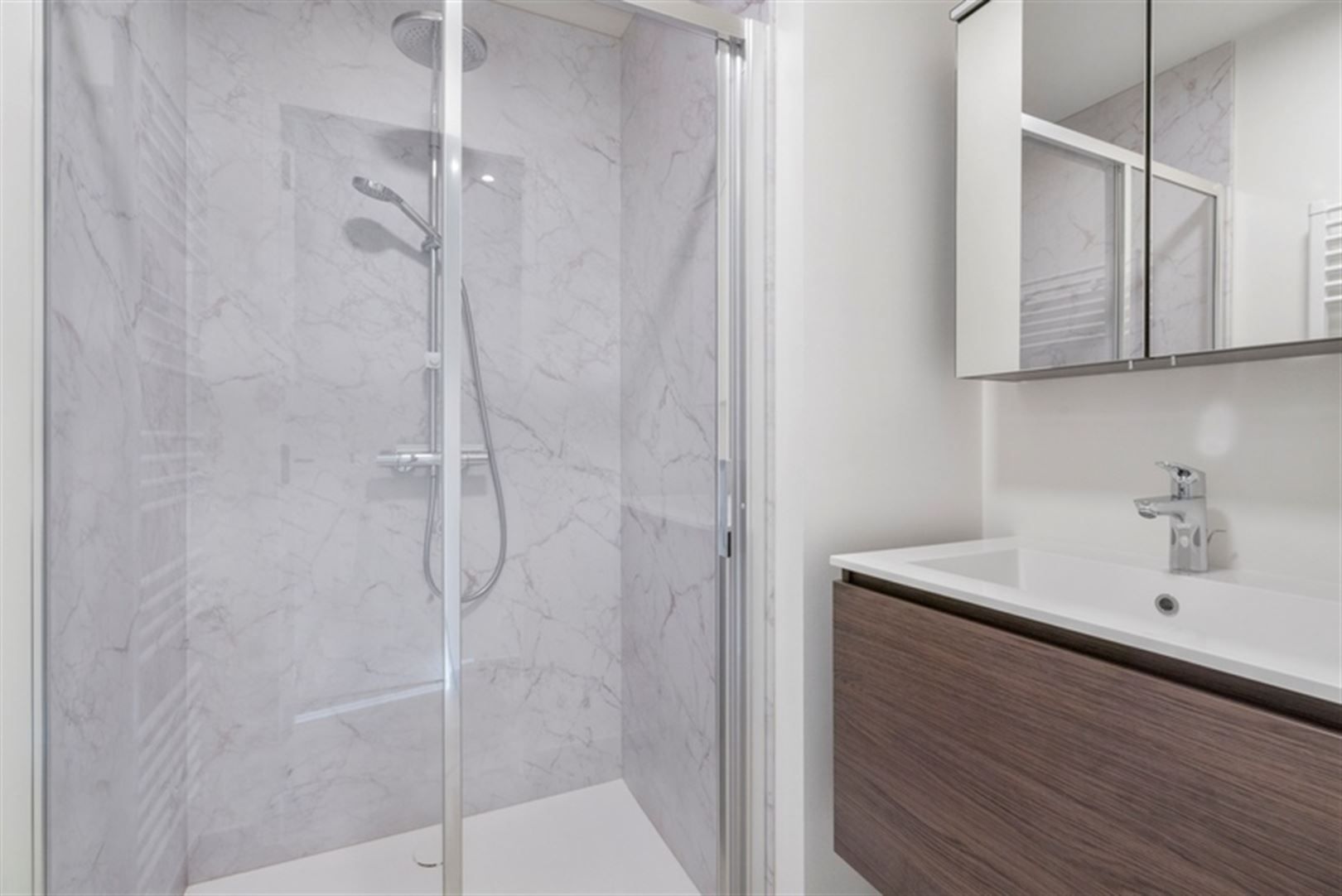 Splinternieuw topapartement op topligging met zicht op havengeul 2 slpk, 2 badk, 2 terrassen foto 11