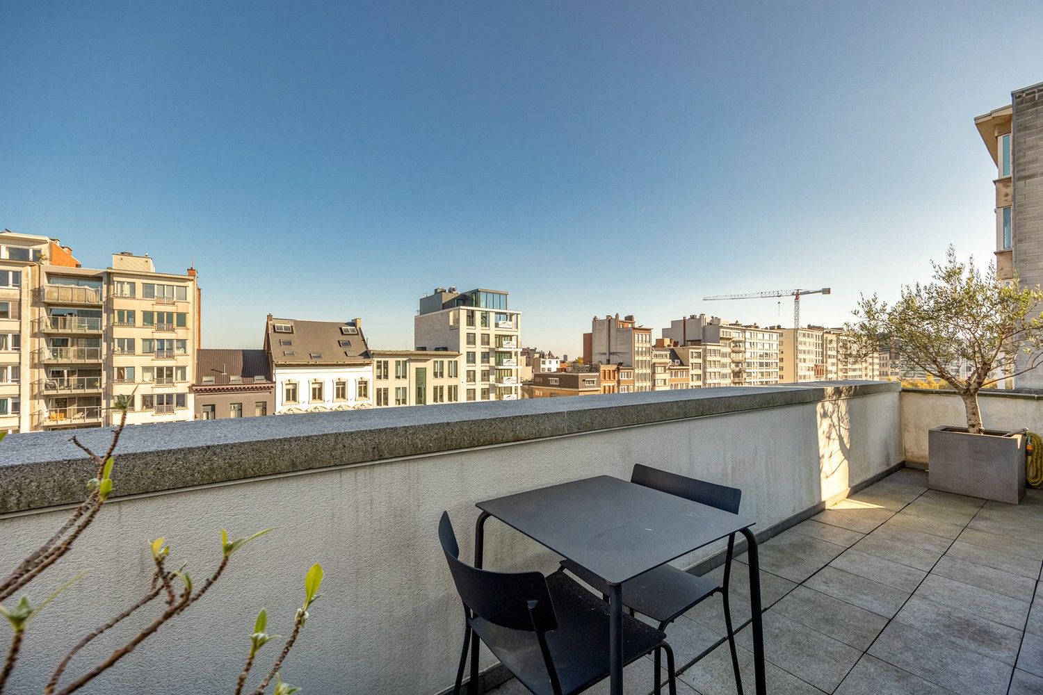 Prachtige duplex penthouse met 3 ruime terrassen in recent gebouw foto 23