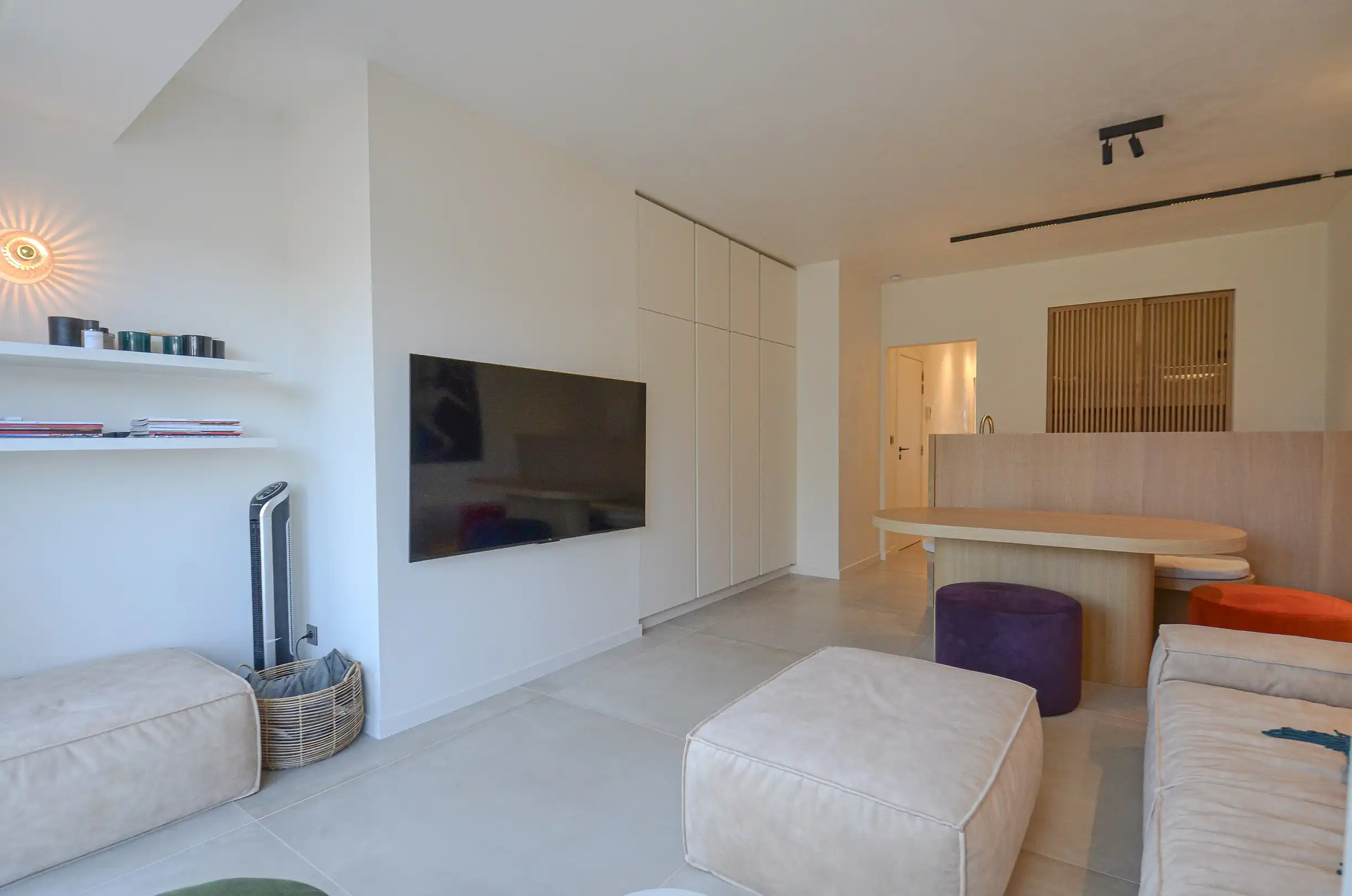 Stijlvol appartement met een open zicht gelegen nabij de Dumortierlaan. foto 2