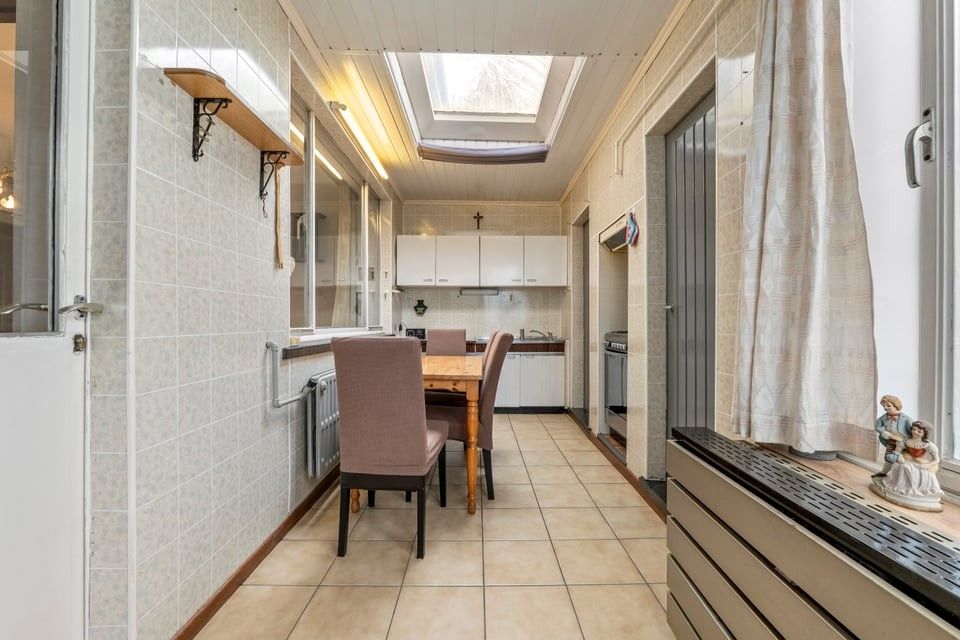 TE RENOVEREN STADSWONING IN SINT-TRUIDEN foto 12