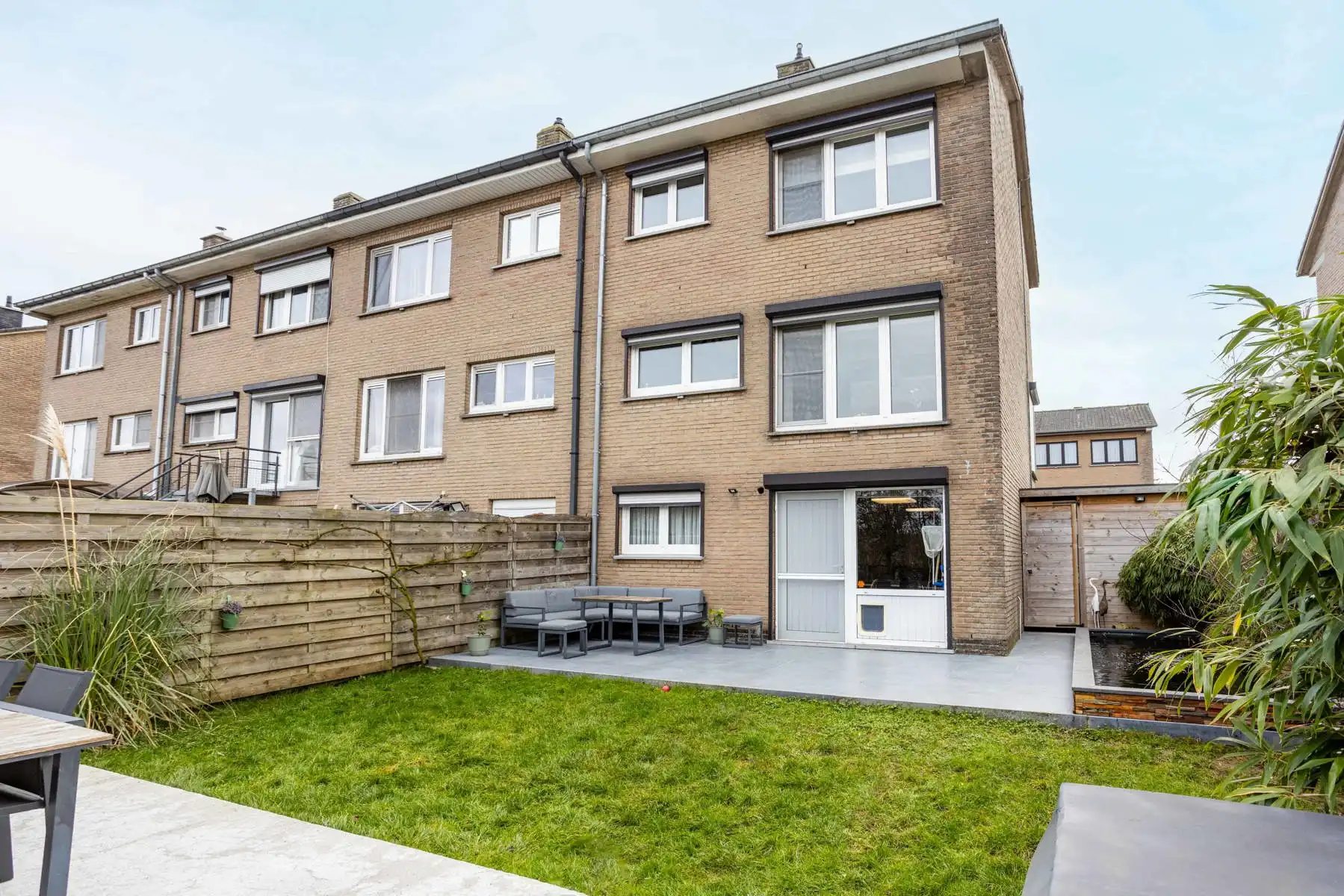 Gerenoveerde bel-etage woning met garage in rustige woonwijk. foto 21