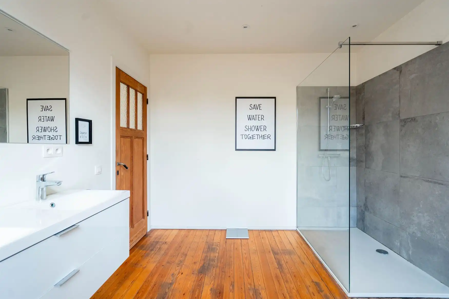 Trendy woning aan de Leie in de Assels Drongen foto 15