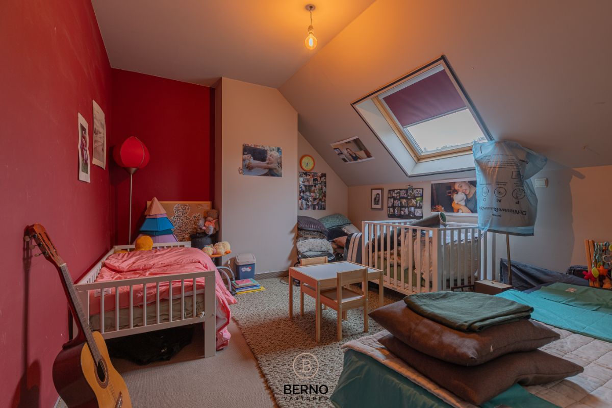 Karakterwoning aan de rand van Dendermonde centrum foto 15