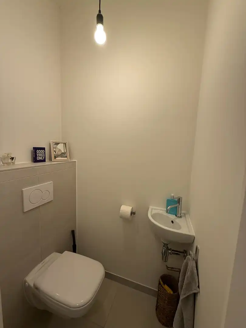 Prachtig instapklaar en energiezuinig appartement met 2 slaapkamers en terras te Pelt. foto 16