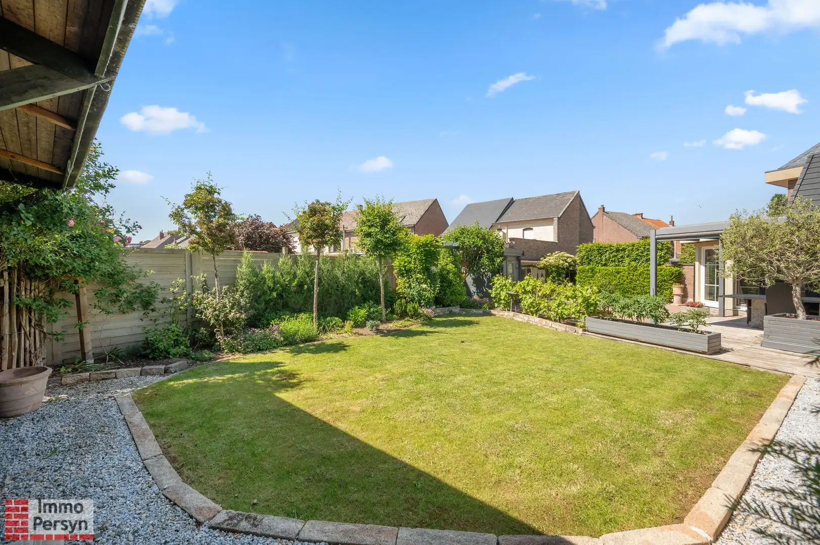 Prachtig gerenoveerde halfopen bebouwing met inpandige garage te Zichem foto 23