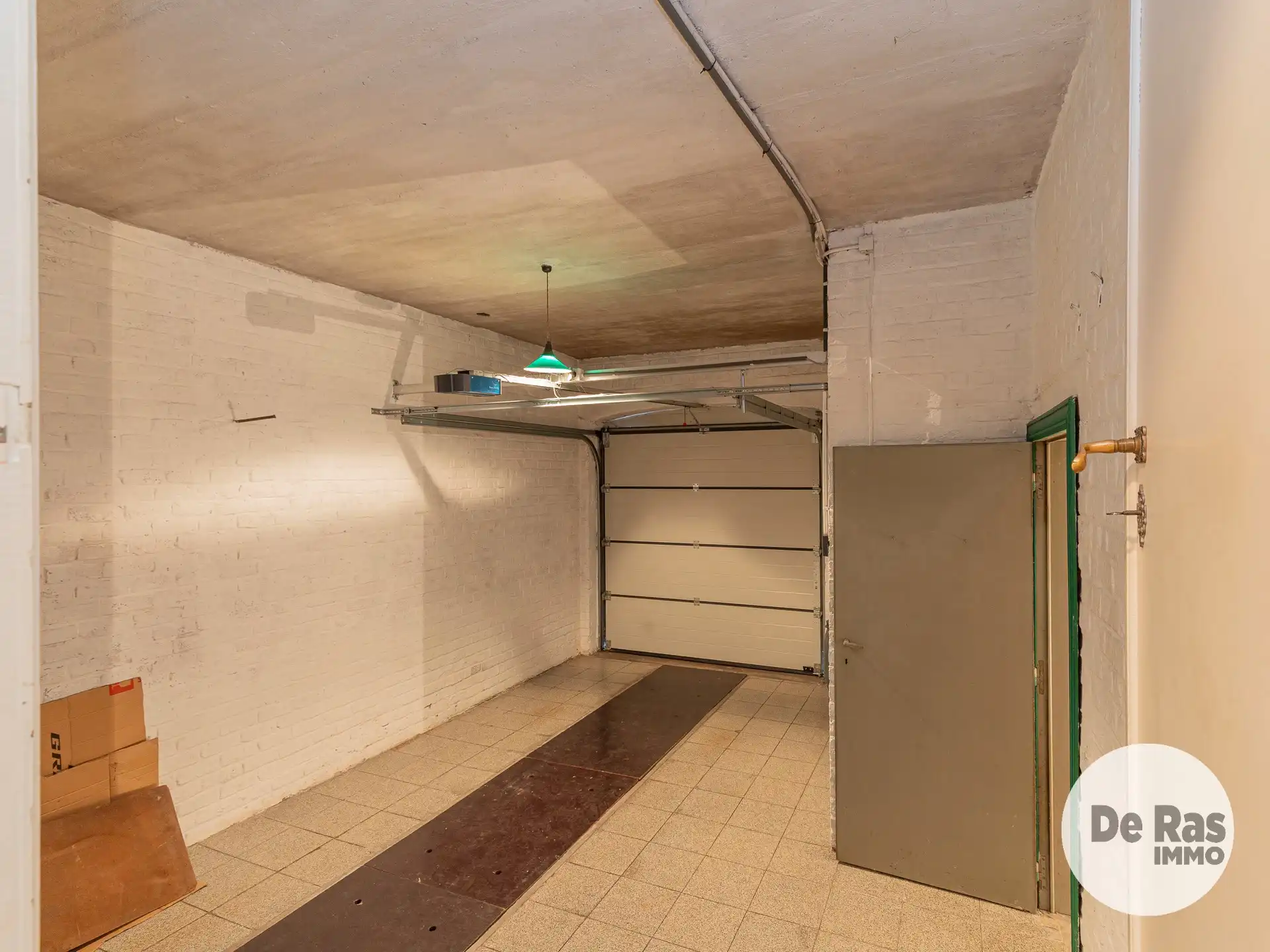 ERONDEGEM - Solide, te renoveren woning met 3 kamers foto 17