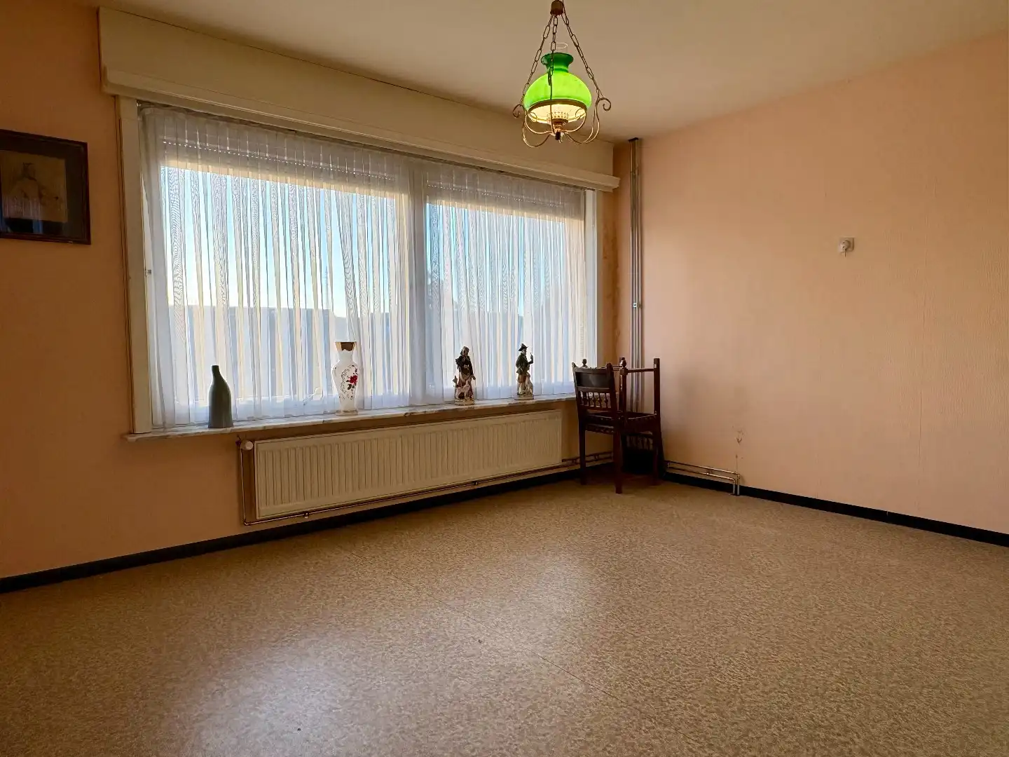 Grote hoekwoning te koop in de Bosmolens te Izegem met 3 slaapkamers, ruime tuin en een zolder met veel mogelijkheden. foto 14