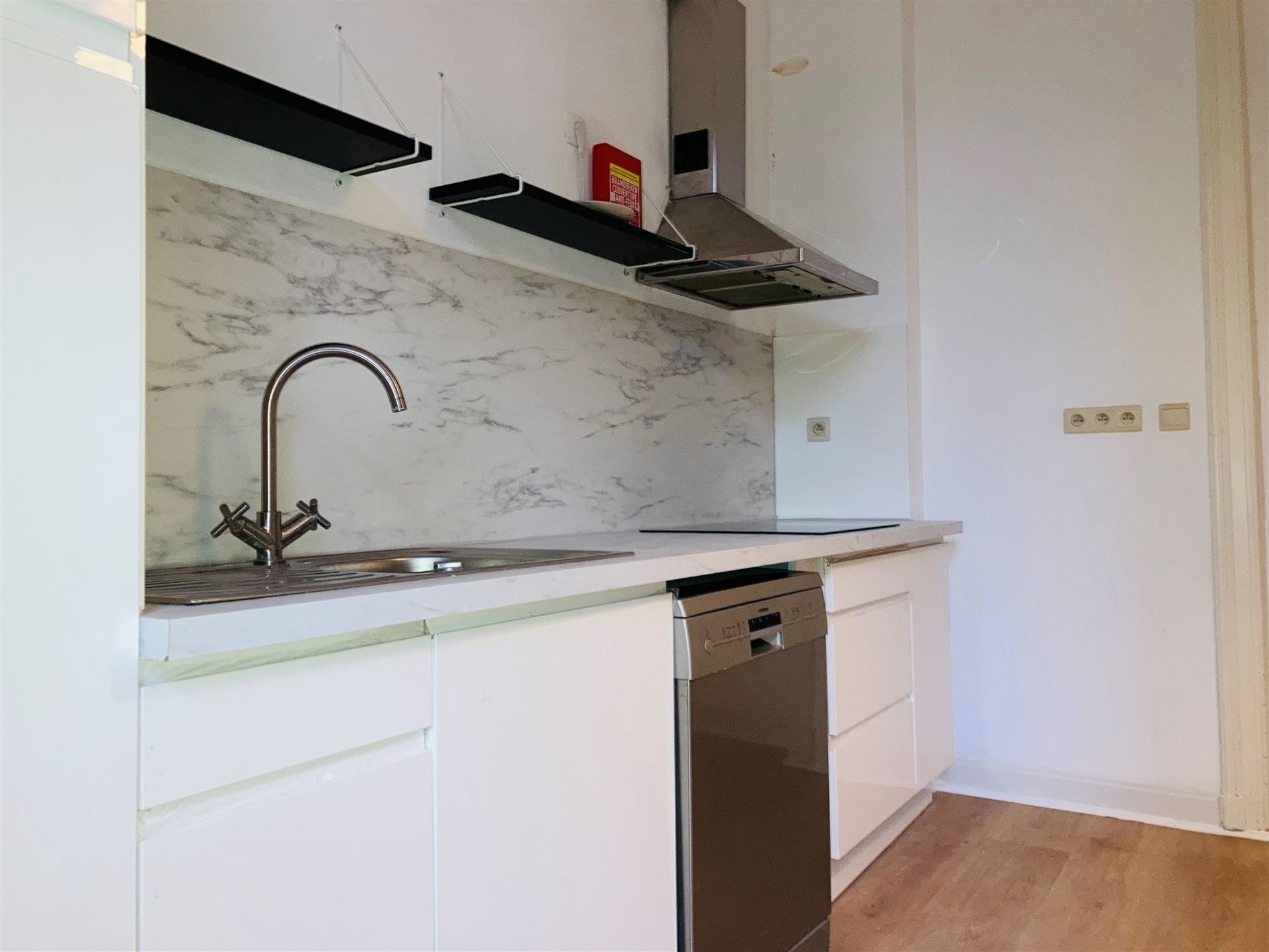 Gerenoveerde woning - Vlakbij CEE Wijk  foto 3