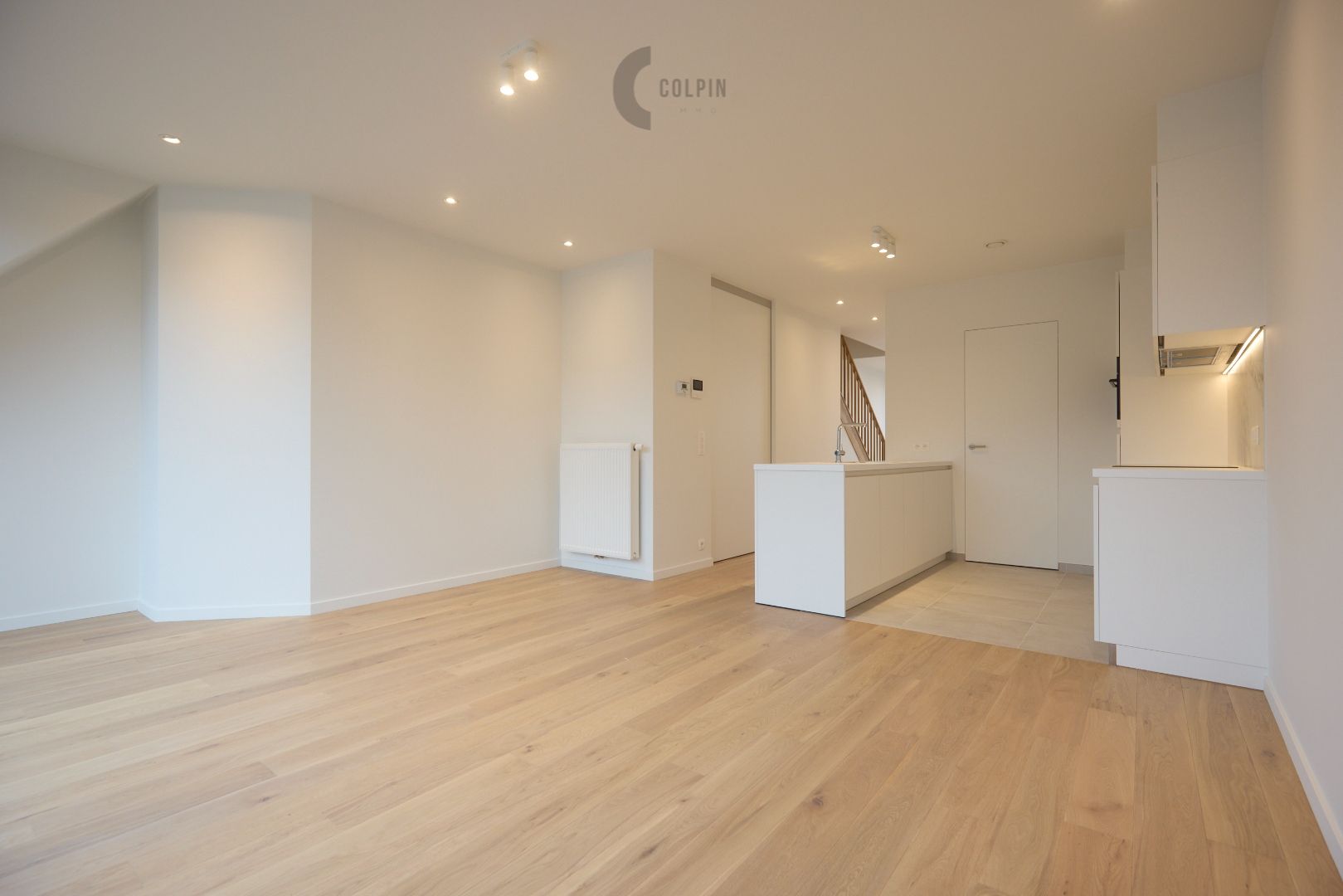 Nieuwbouw duplex vlakbij de Zeedijk en het Heldenplein foto 3