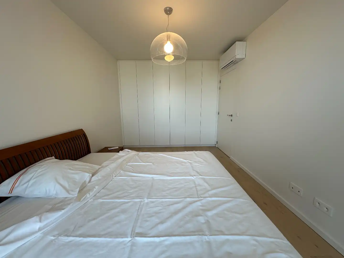 Prachtig appartement (117 m²) met 2 slpk en mooi terras, (+ autostaanplaats), Brugge foto 12