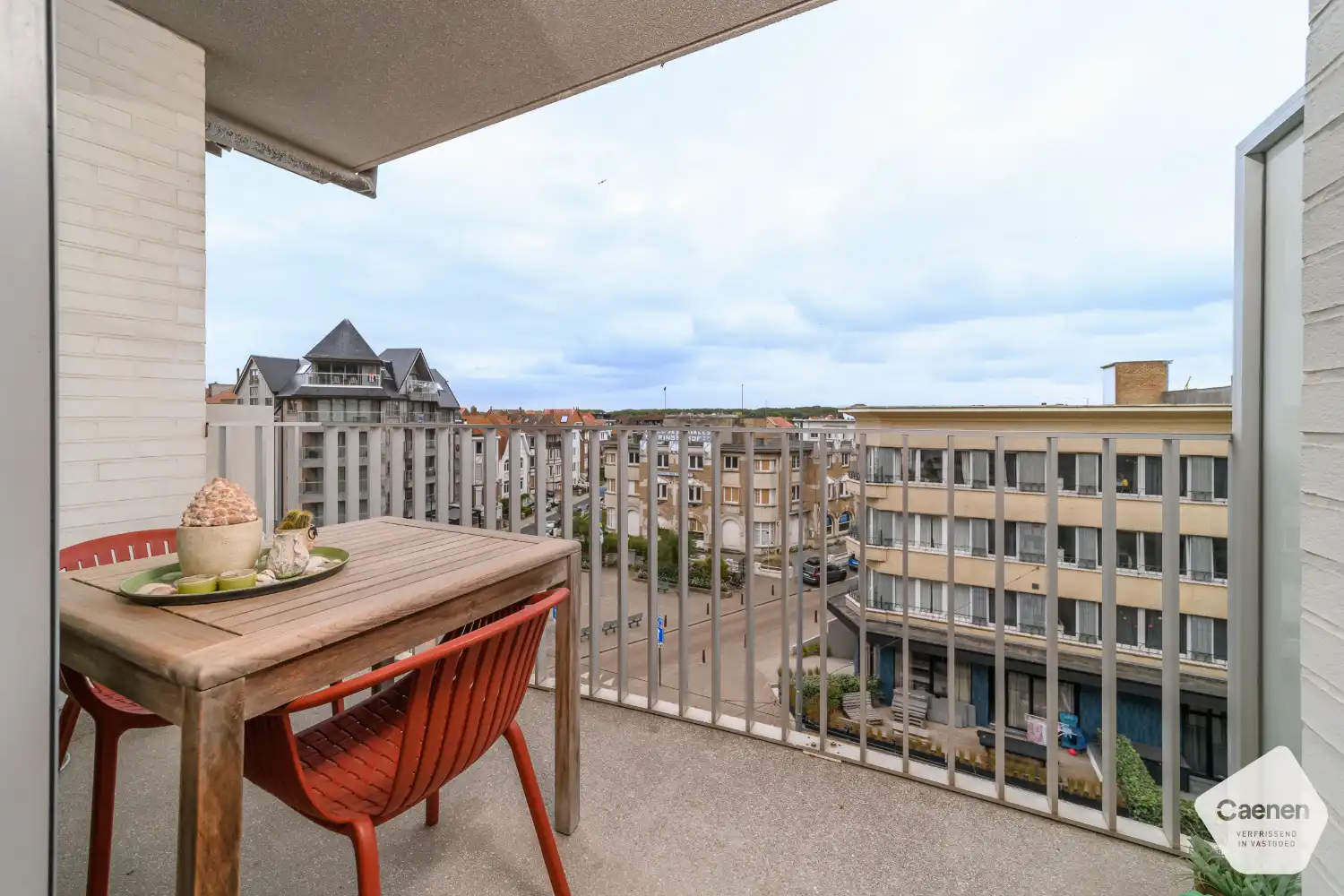 Instapklaar 2-slaapkamerappartement met zuidgericht terras nabij zee foto 6