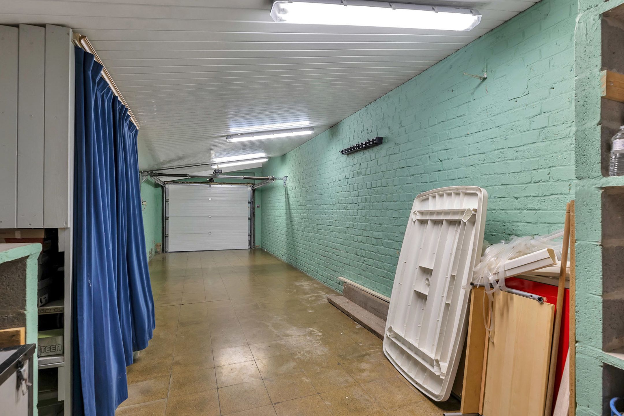 Instapklare woning met 4 slpks, dubbele garage en ruim terras foto 23